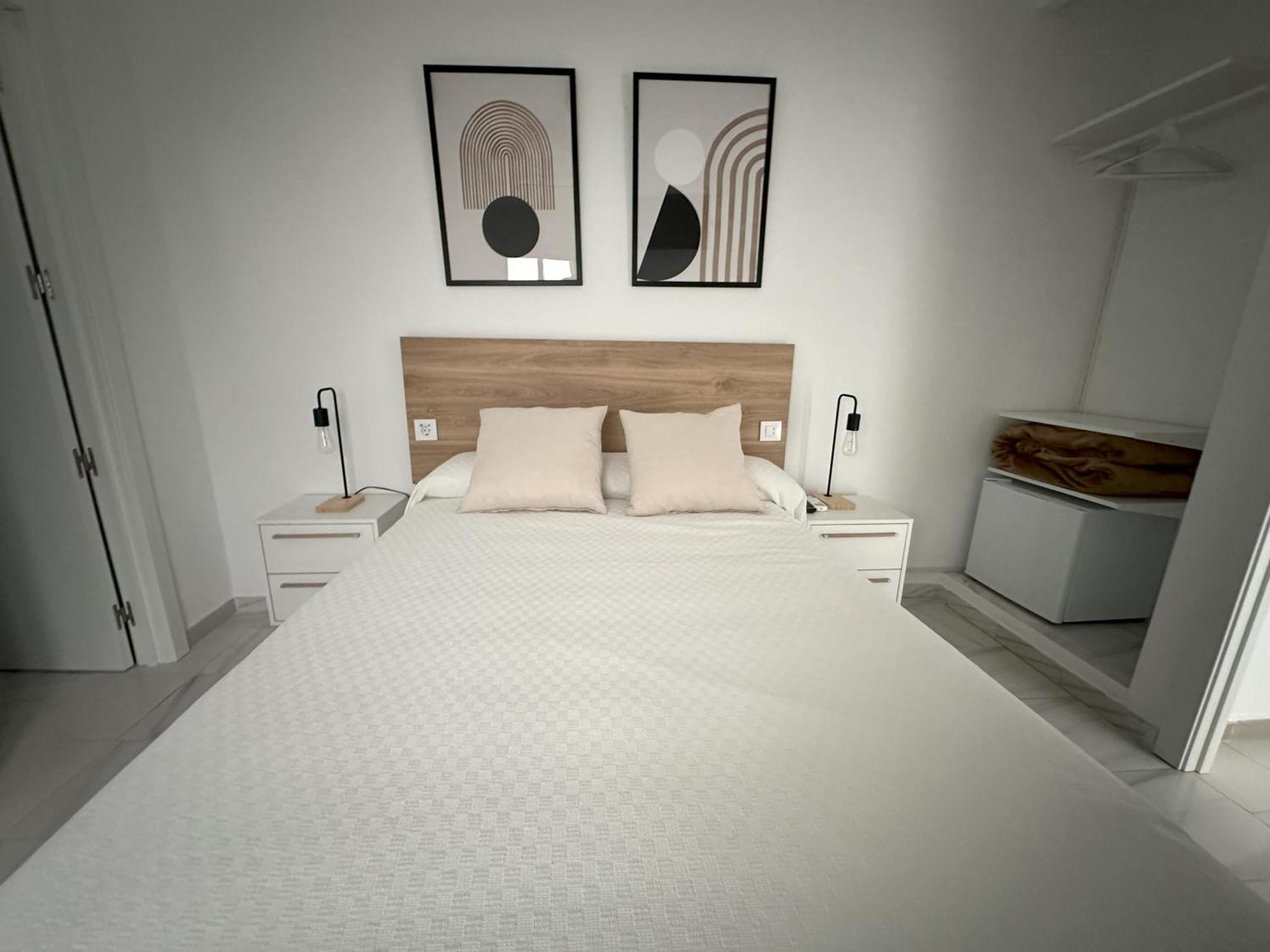 Hostal Merino Jedula Екстериор снимка